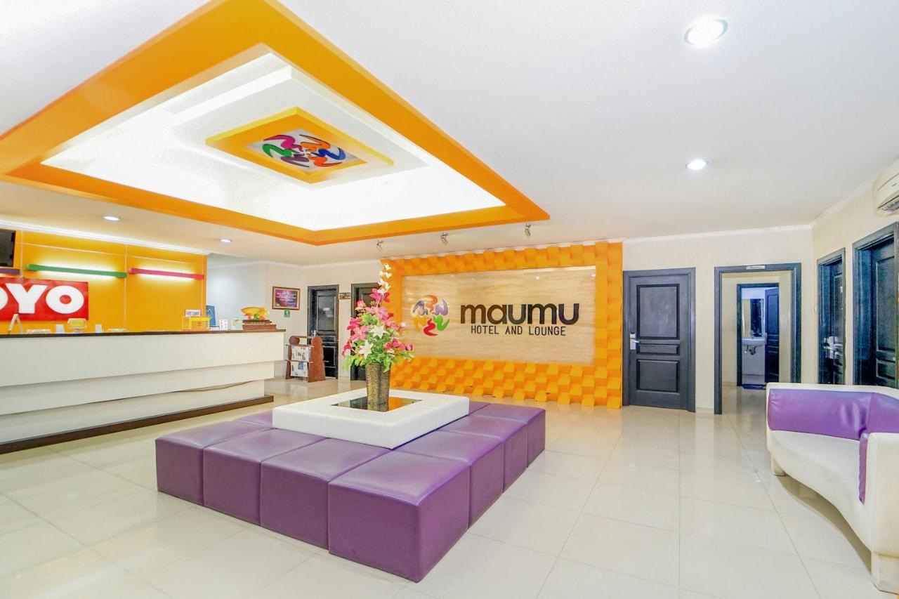 Maumu Hotel & Lounge Surabaya Buitenkant foto